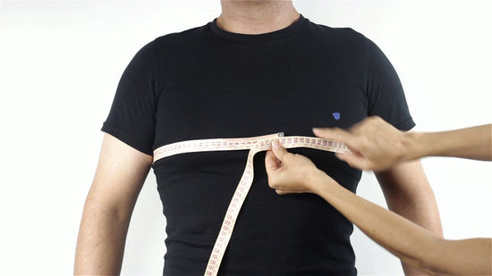 Why the Same T-Shirt Size Can Fit Differently Across Brands 550px Nowatermark Take Clothing Measurements Step 6 Version 4