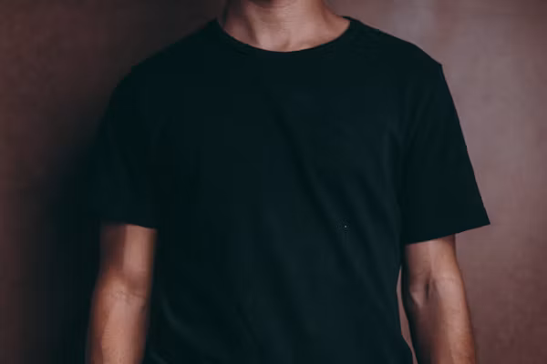 What Is Casual Wear? A Simple Guide to Dressing Casually Photo 1571455786673 9d9d6c194f90 1