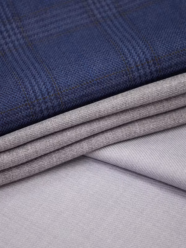 Cheap vs Premium T-Shirts: What Are You Really Paying For? Photo 1705493253575 E911888621ff