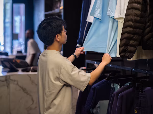 Cheap vs Premium T-Shirts: What Are You Really Paying For? Premium Photo 1664702603058 2c1b6b45da3a