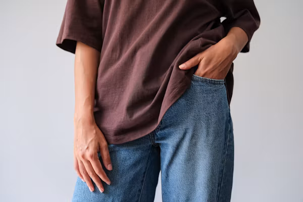 Oversized vs Regular Fit T-Shirts: Which One Should You Choose? Premium Photo 1691367279293 F82232361dae